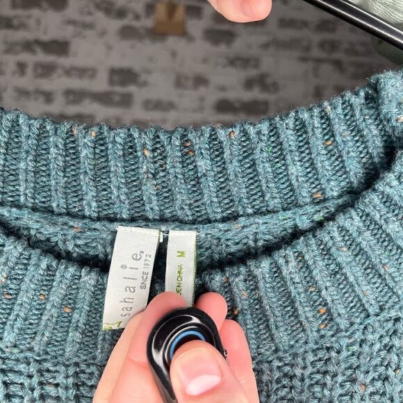 Sahalia | women crewneck long sleeve knitted sweater - Picture 2 of 10